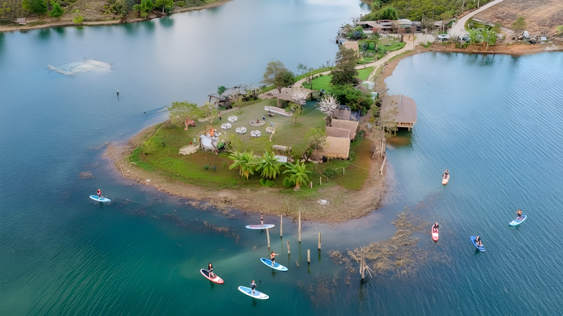 Chèo SUP Khám Phá Hồ Kon Trang Long Loi (1)